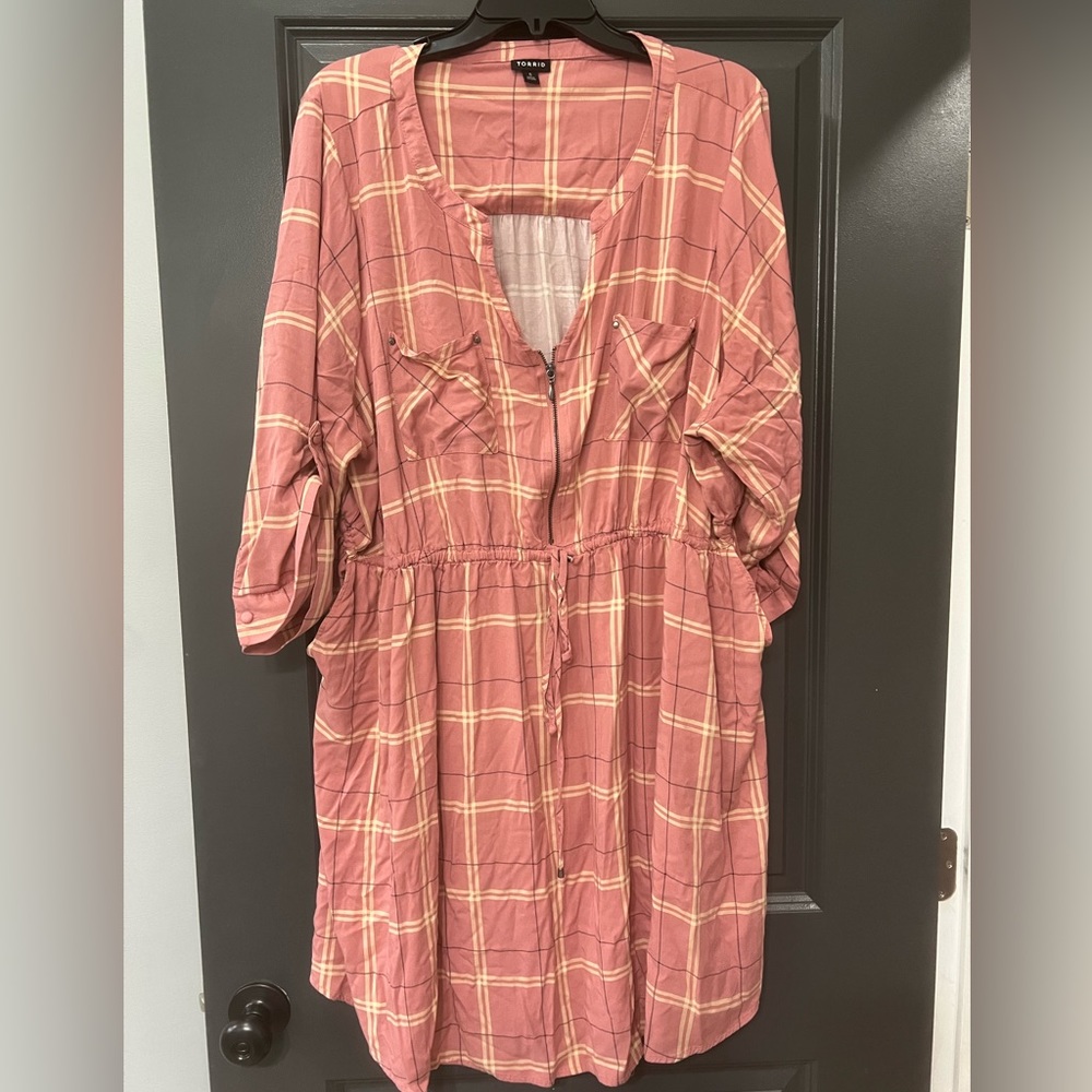 Pale pink plaid dress, torrid size 5x